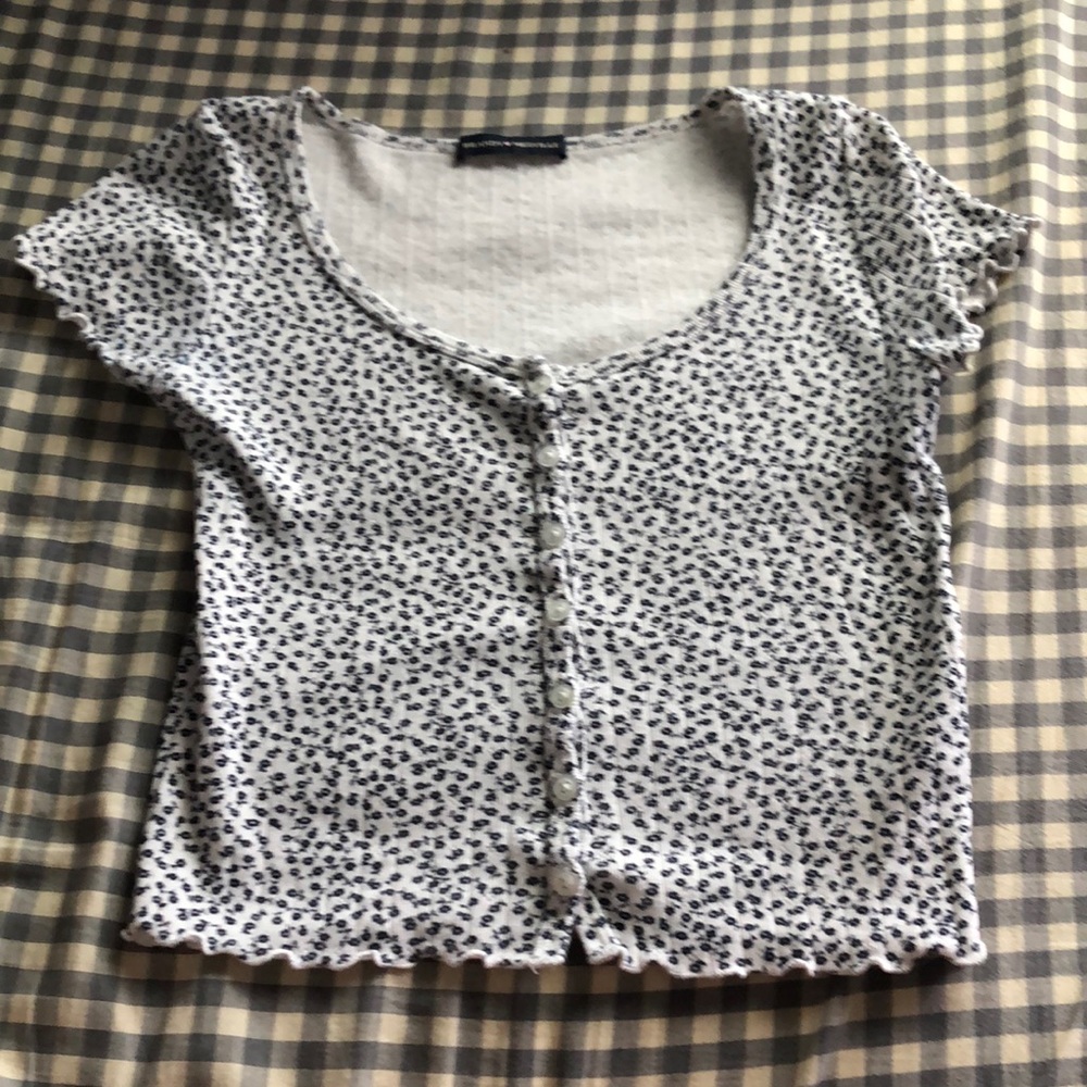 BRANDY MELVILLE CROP TOP